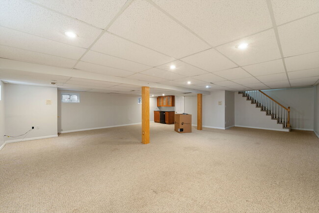 Building Photo - 1526 Carrol Ct