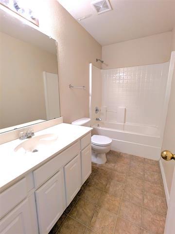 Building Photo - 1621 Ocean Dr