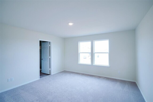 Building Photo - 145 Cocao Ct