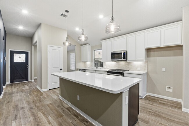 Building Photo - 19427 Trotter Cp Trl