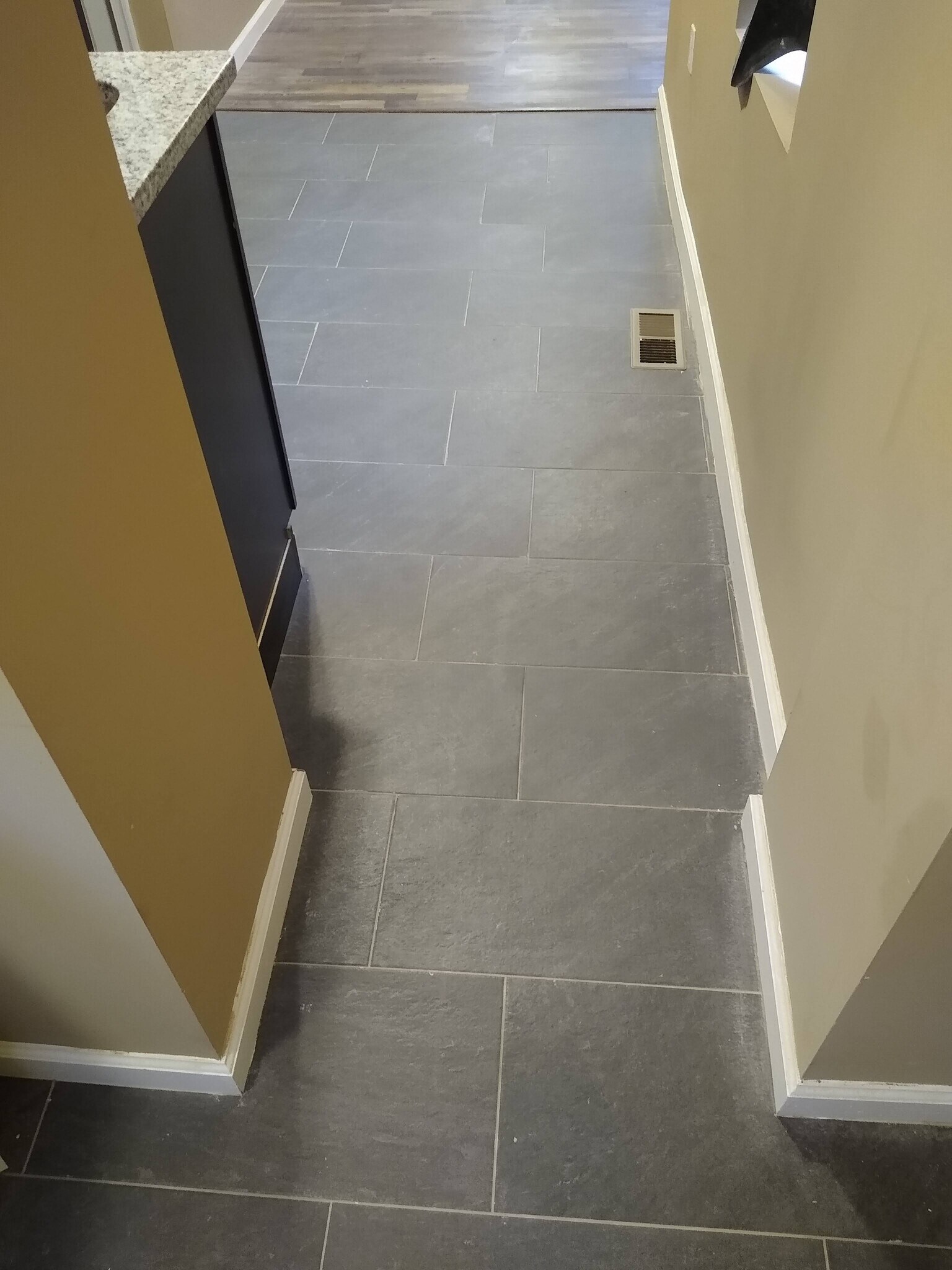 Building Photo - 2054 Ann St