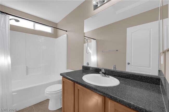 Building Photo - 10573 Allegrini Dr