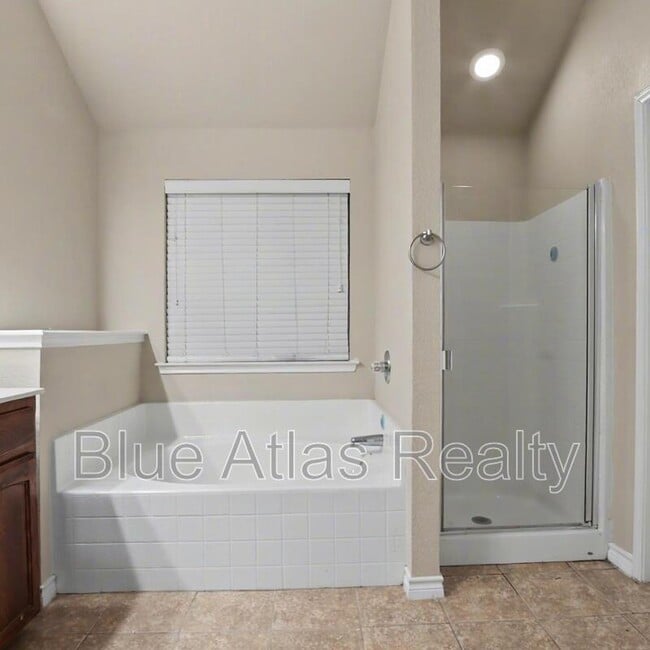 Building Photo - 6164 Texas Shiner Dr