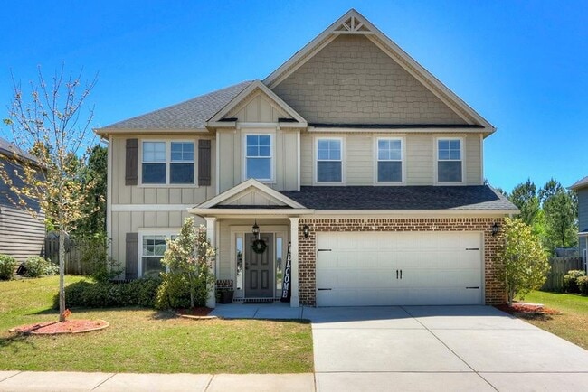 Building Photo - 3840 Berkshire Way