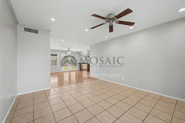 Building Photo - 4837 E Encanto St