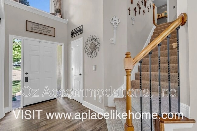 Building Photo - 13961 W 144th Ct