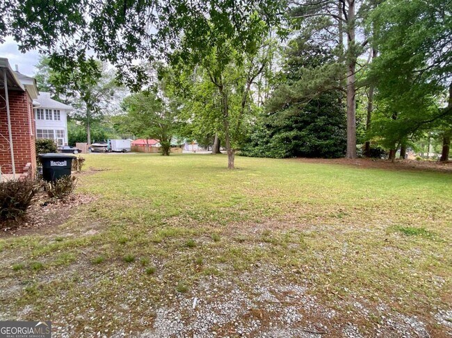 Building Photo - 44 W Howell St