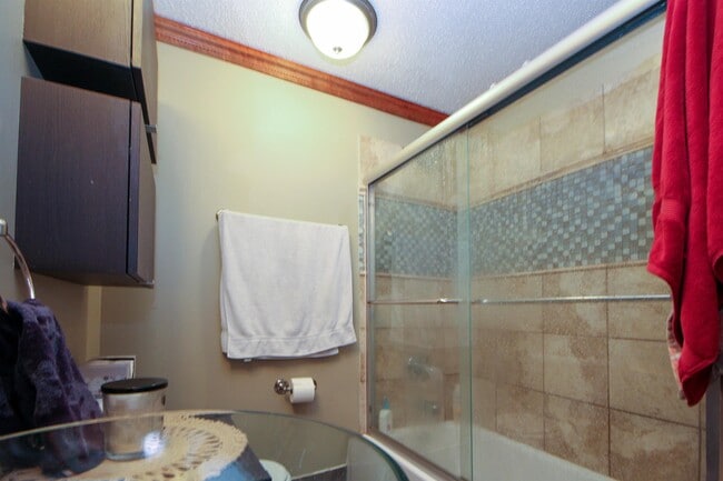 Building Photo - 1417 6th St NE