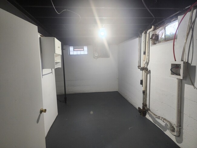 Building Photo - Allerton