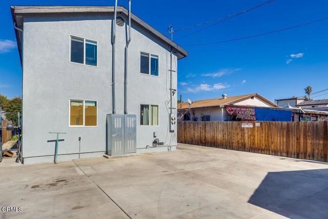 Building Photo - 140 E 101st St