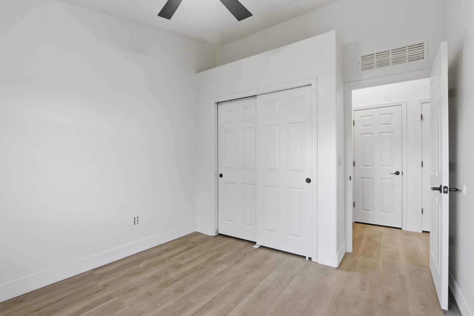 Building Photo - 114 S Beyerville Pl