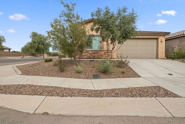 Primary Photo - Beautiful 3 Bedroom Home in La Estancia & ...