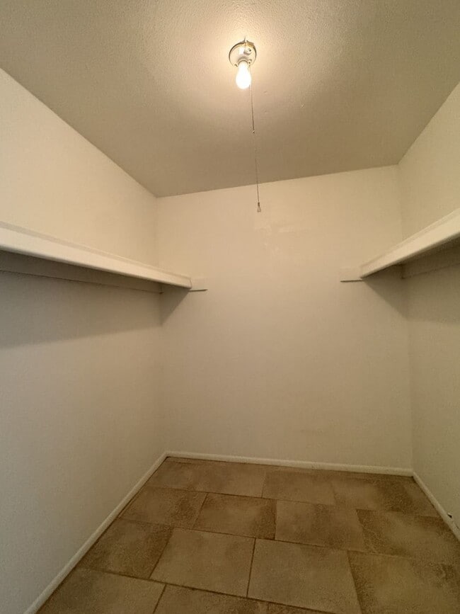 Building Photo - GOLF COURSE HOME W AMENITIES GALORE IN FOUNTAIN OF THE SUN 55+ COMMUNITY & COUNTRY CLUB