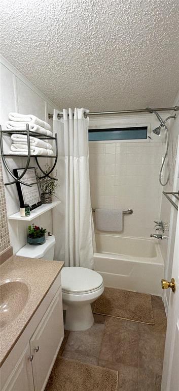 Building Photo - 161 Greenview Dr