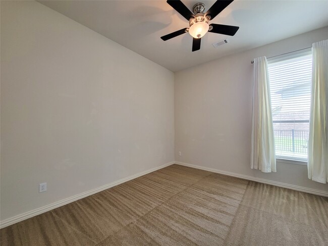 Building Photo - 18419 E Morgans Bend Dr