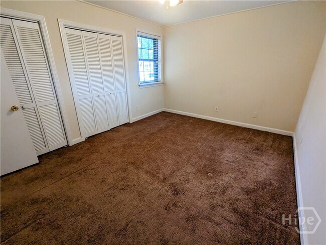 Building Photo - 1107 Meridian Dr