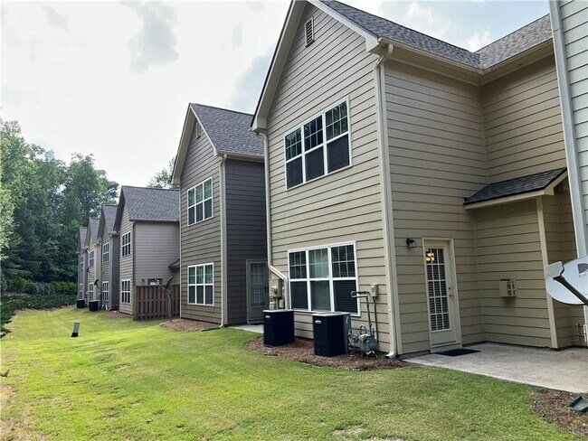 Building Photo - 5385 Donehoo Ct