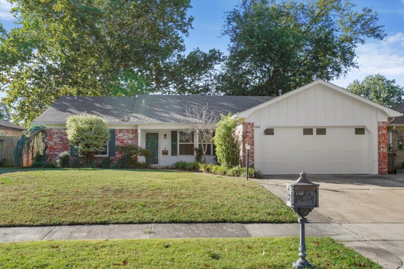 Building Photo - 10918 E 29th St