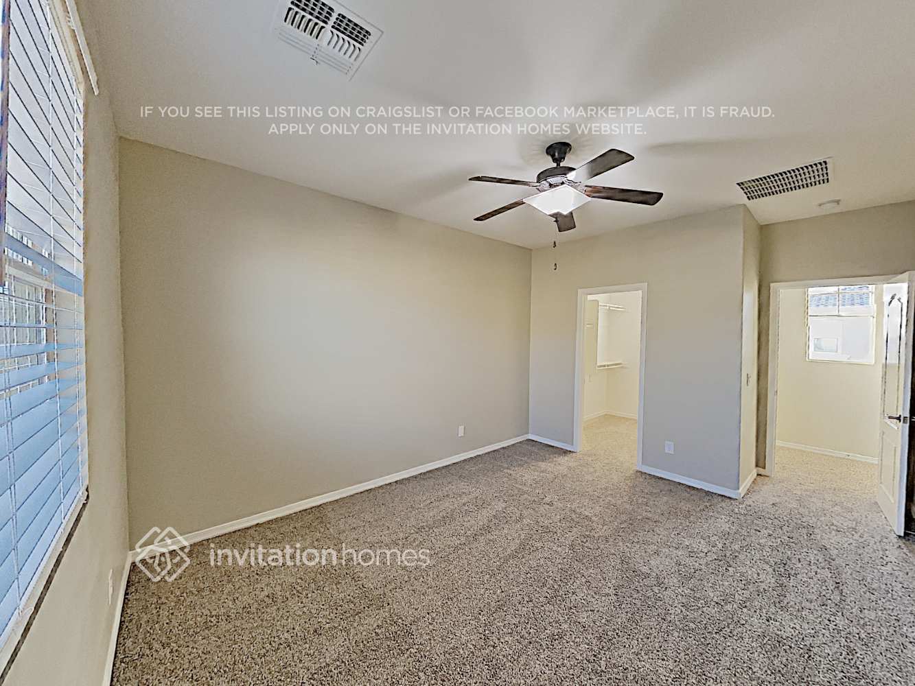 Building Photo - 9731 E Axle Ave