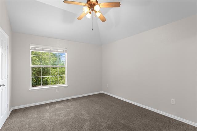 Building Photo - 1441 Golf Club Dr
