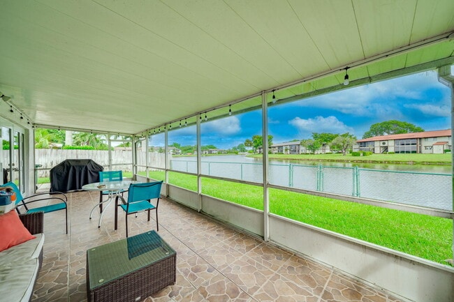 Building Photo - 9603 NW 67th Ct