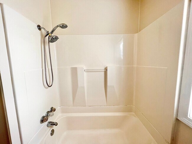 Building Photo - Recently Renovated House With Fenced Back ...