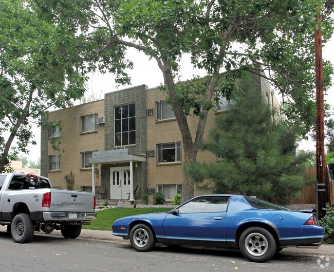 Building Photo - Sara Max Apartments