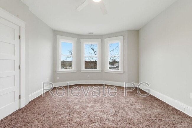 Building Photo - 3100 1st Ave