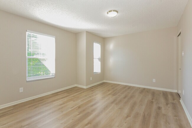 Building Photo - 3311 Summer Breeze Ln