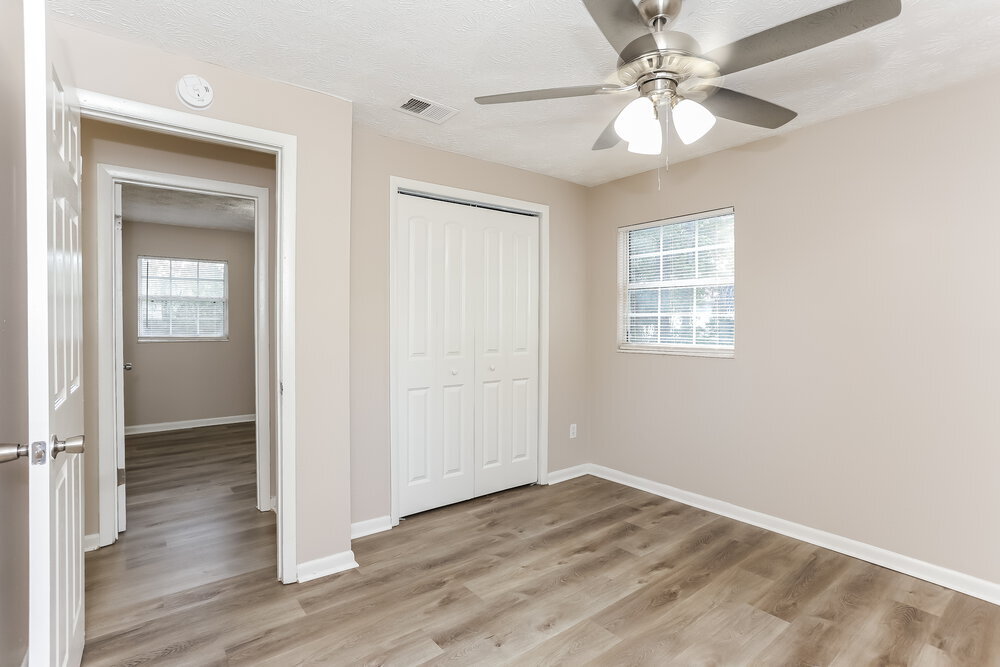 Building Photo - 7594 Raborn Ln