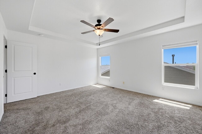 Building Photo - $2,640.95 with $300 off the first month's rent, 4 Beds - 3.5 Bath, Single Family Home in Colorado...