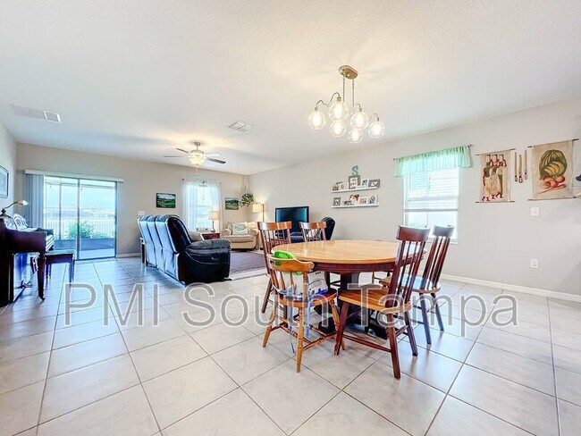 Building Photo - 11116 Sage Canyon Dr.
