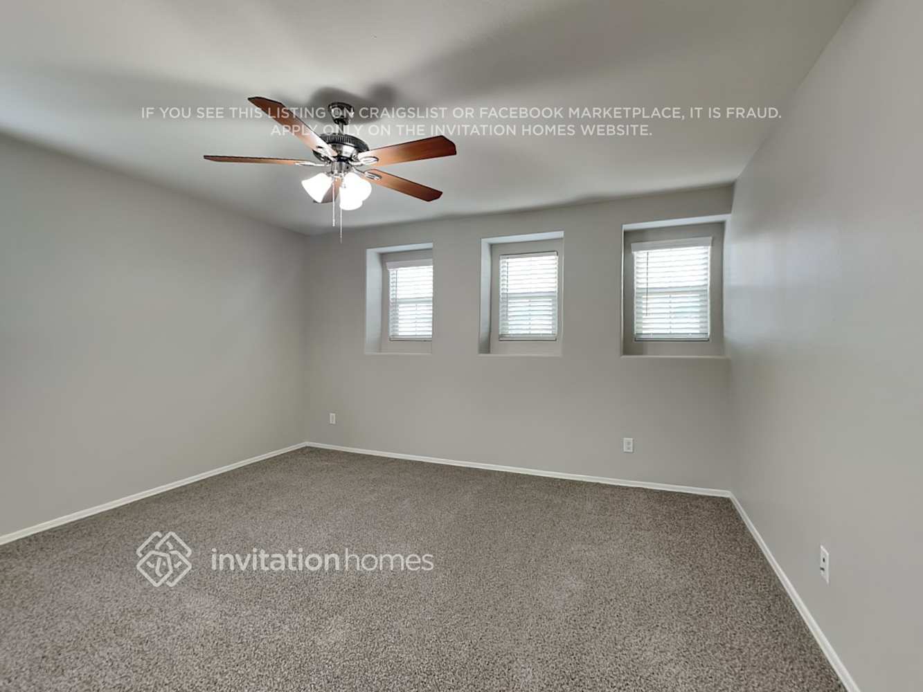 Building Photo - 16436 W La Ventilla Way