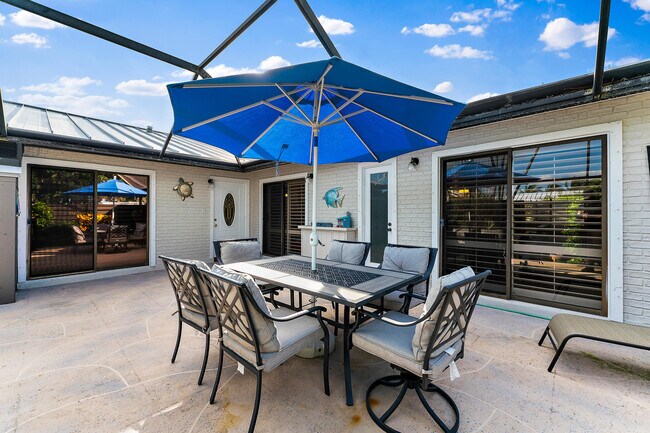 Building Photo - 1801 S US Hwy 1