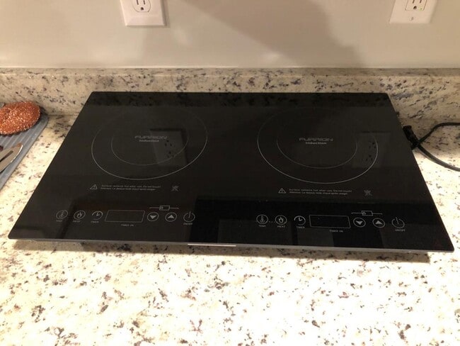 Floorplan - The Glen Burnie - Cozy Studio Apartments