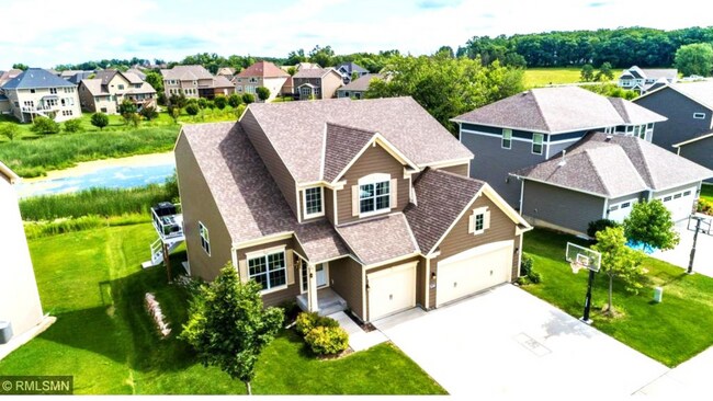 Building Photo - Perfect 5 bedroom count Home in Plymouth