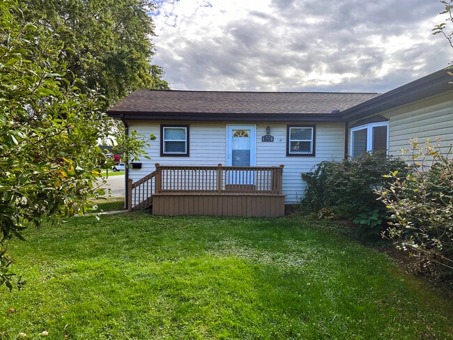 Front Entrance with Porch - 601 Harlem Rd