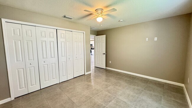 Building Photo - 851 San Filippo Dr SE