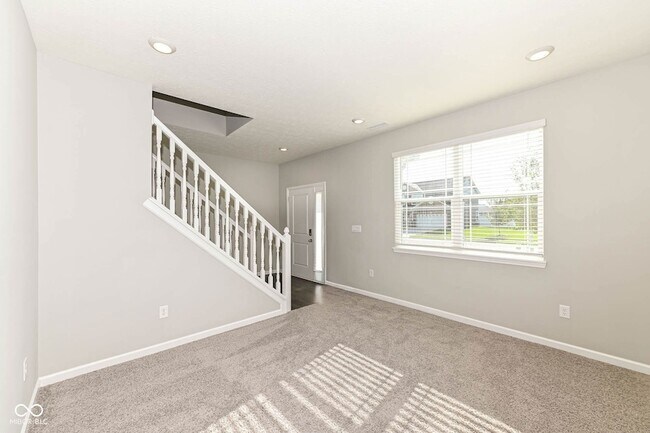 Building Photo - 1357 Agogo Way