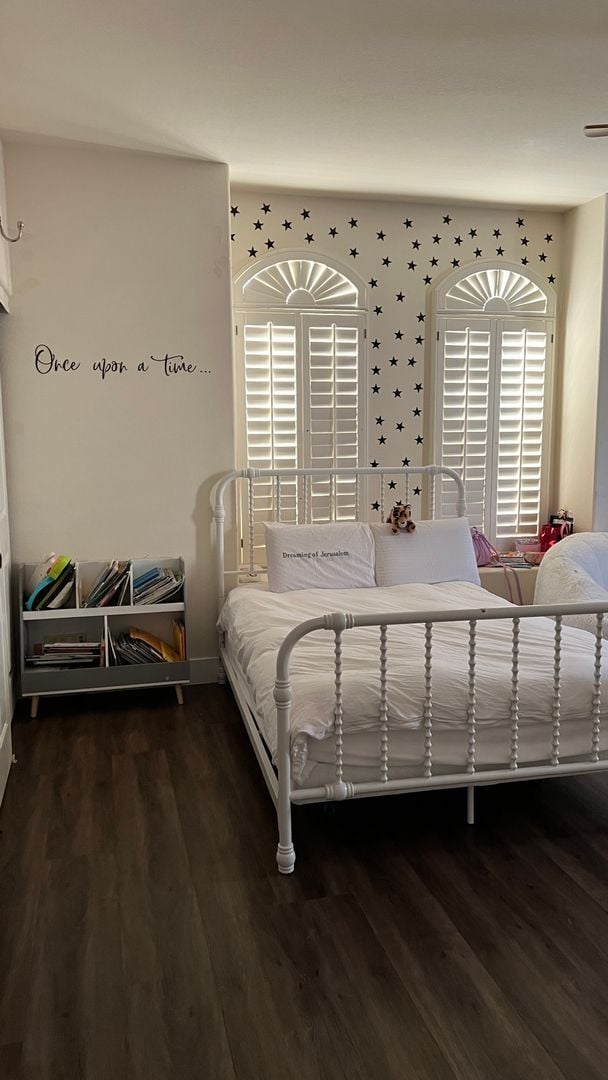 Building Photo - Stunning Fully Remodeled Luxury Home in Peccole Ranch