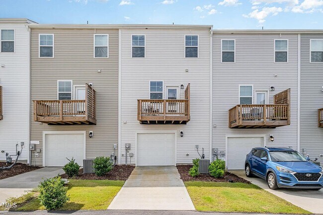 Building Photo - 2456 Chert Ln