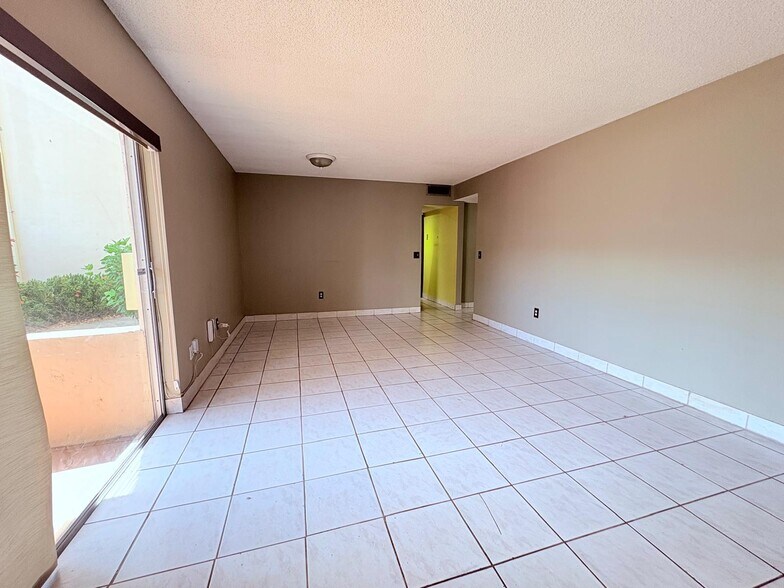 Building Photo - 7785 SW 86th St