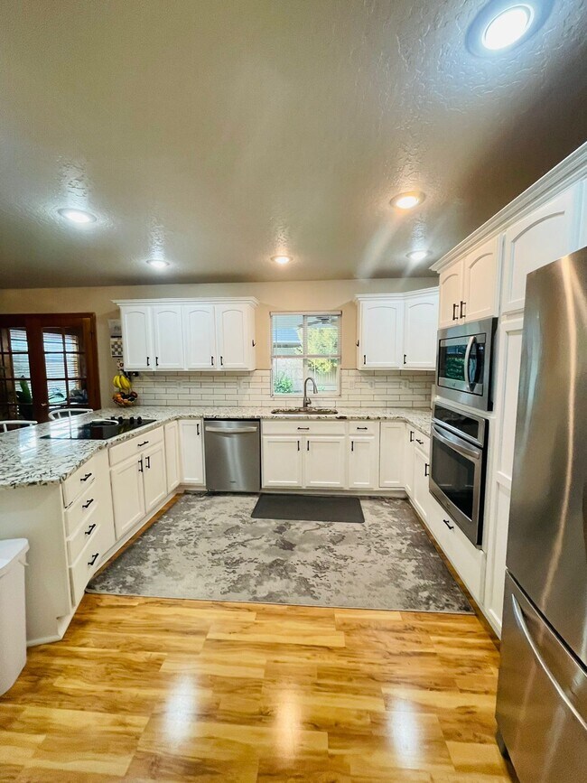 Building Photo - 2521 E Indian Creek Ct