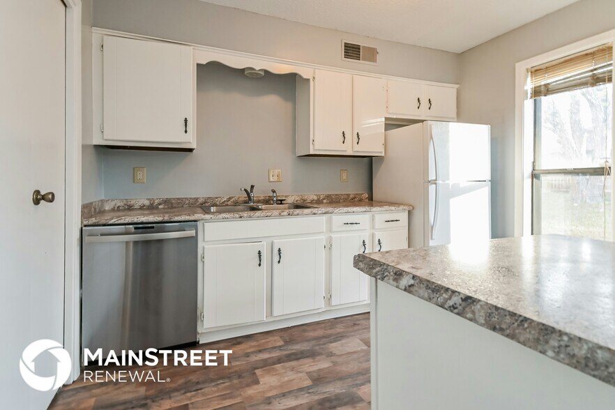 Building Photo - 4332 Thistleway Dr