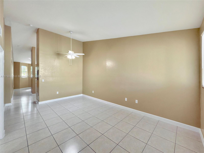Building Photo - 1666 SE 27th Ct