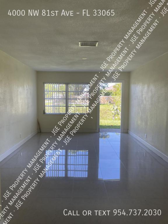 Building Photo - 4000 NW 81st Ave