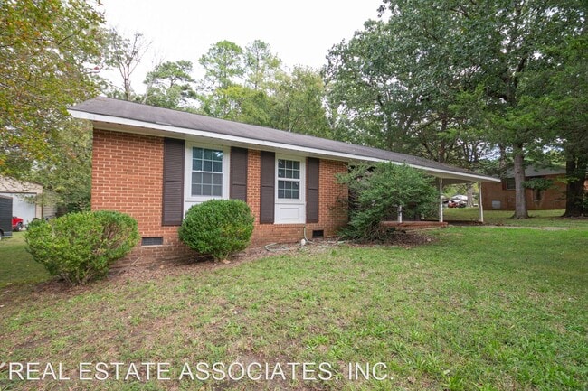 Building Photo - 3 br, 1.5 bath House - 306 5th Street