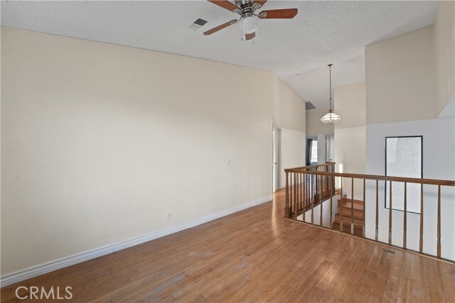 Building Photo - 1315 N Lighthouse Ln