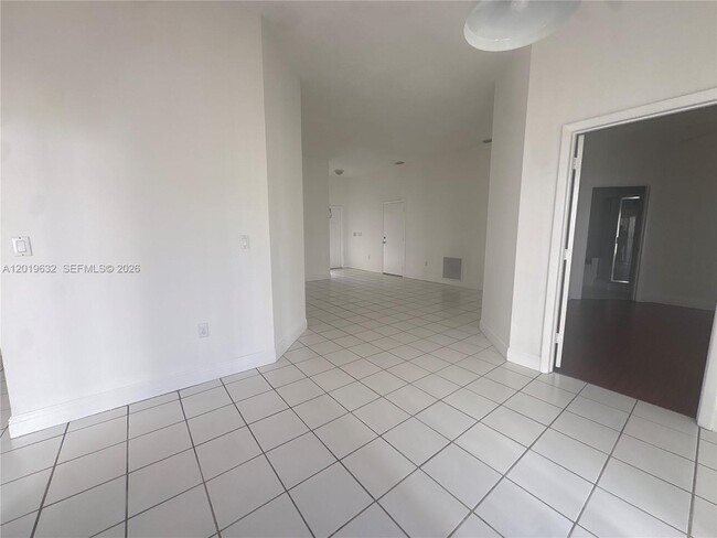 Building Photo - 21485 SW 90th Pl