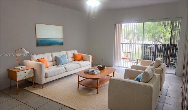 Building Photo - 13707 Kendale Lakes Cir